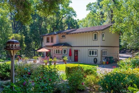 Tiny photo for 12500 Cenegal Rd, Atascadero, CA 93422 (MLS # NS26063367)