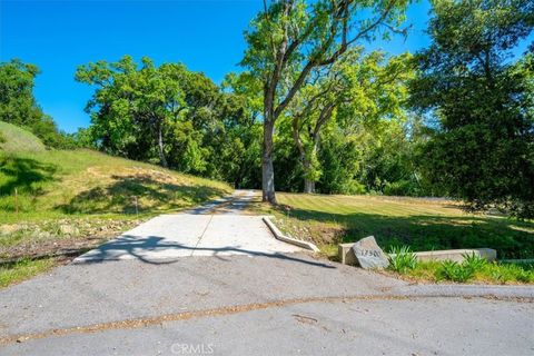 Tiny photo for 12500 Cenegal Rd, Atascadero, CA 93422 (MLS # NS26063367)