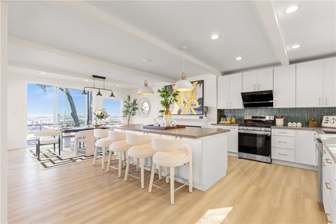 Photo of 4317 Paseo De Las Tortugas, Torrance, CA 90505 (MLS # OC25263563)