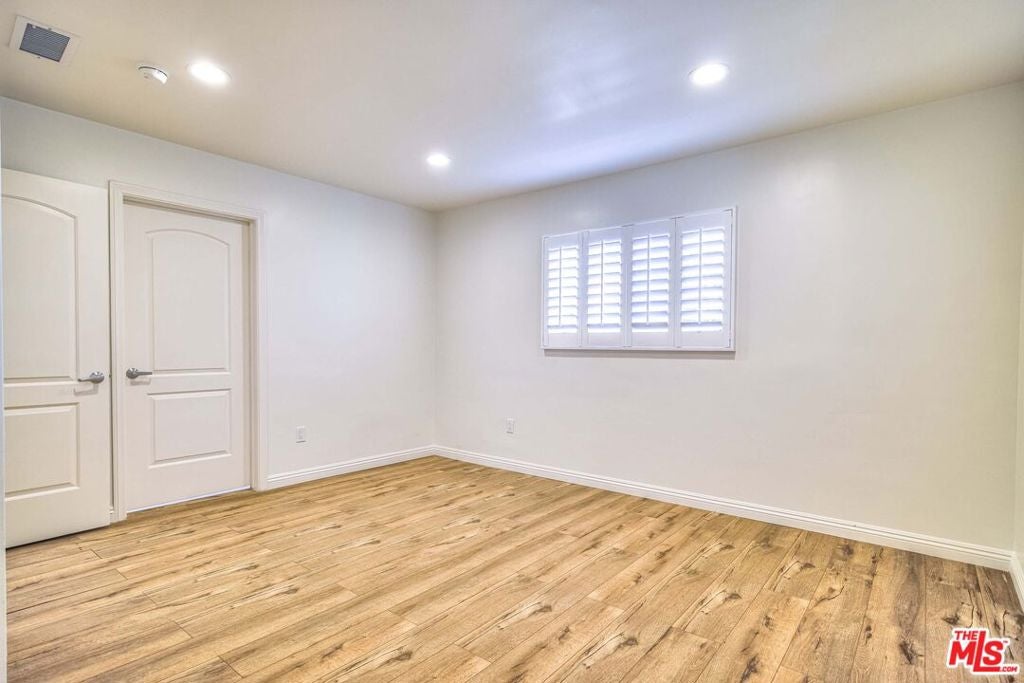 4923 Burgoyne Lane