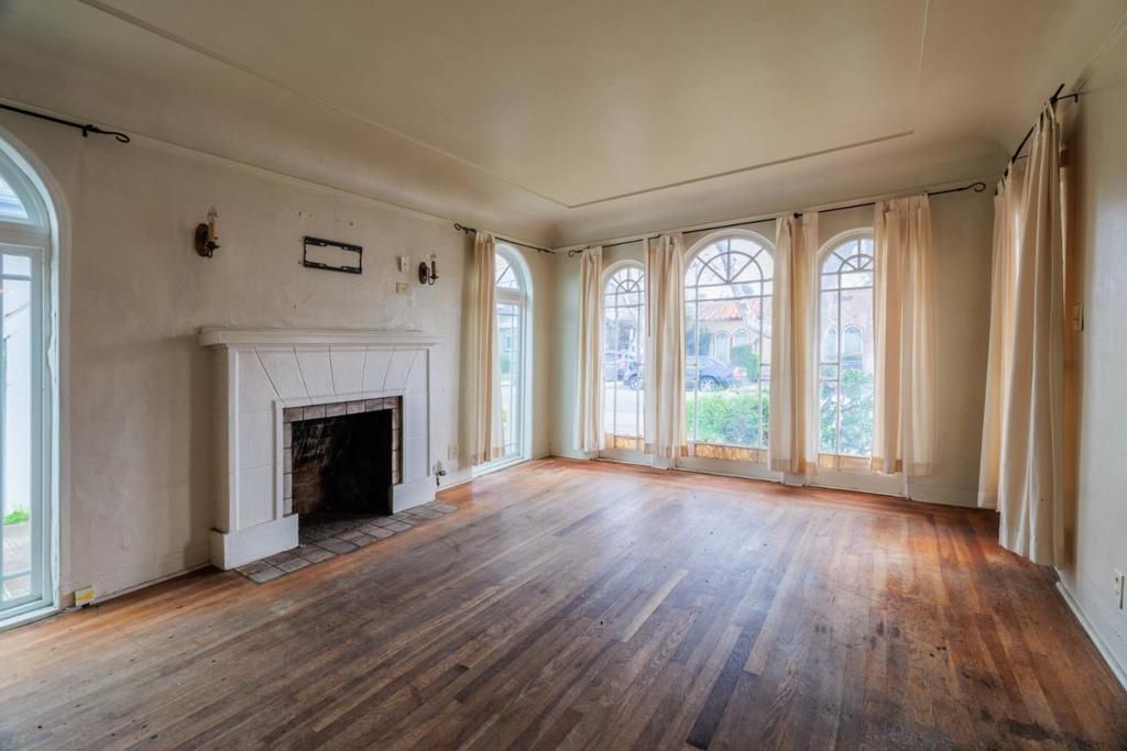 Photo of 65 Cleaves Avenue, San Jose, CA 95126 (MLS # ML82031476)