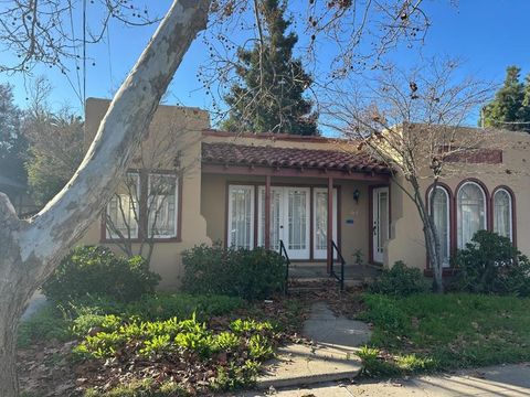 Photo of 65 Cleaves Avenue, San Jose, CA 95126 (MLS # ML82031476)
