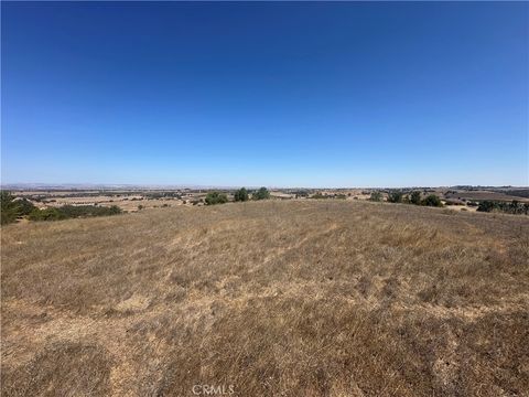 Photo of 3834 Caroline Court, Paso Robles, CA 93446 (MLS # SC25222255)