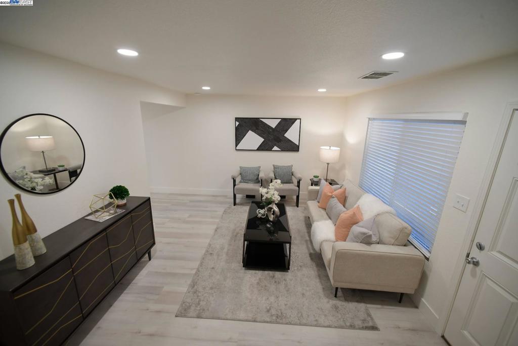 GLEN EDEN - Residential