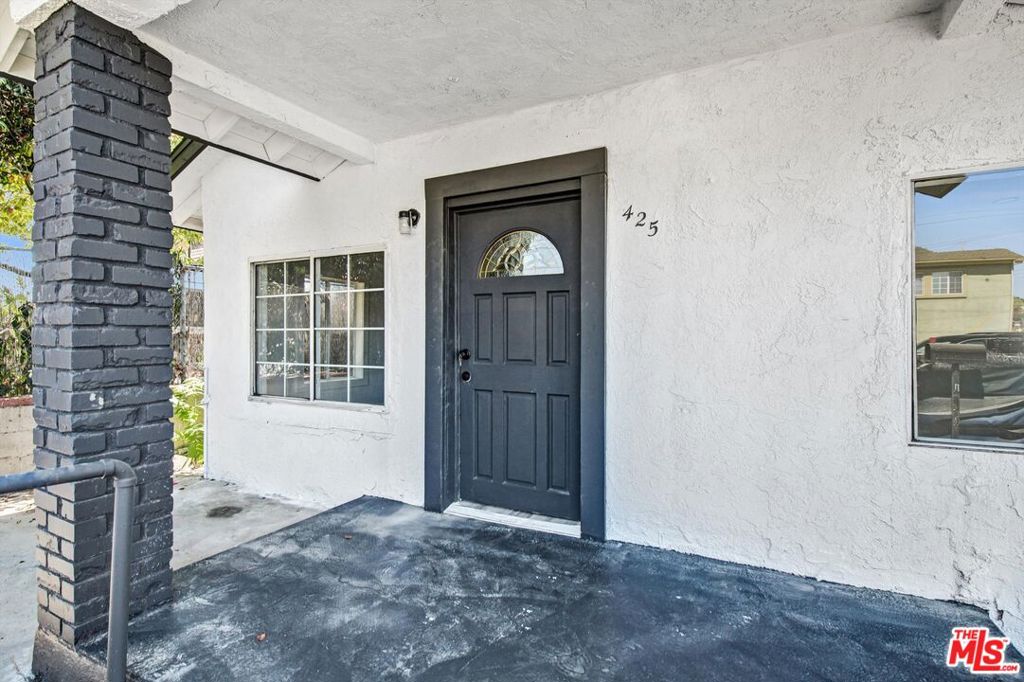 425 N Eastern Avenue, Los Angeles CA 90022