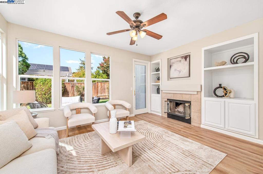 SPRINGTOWN - Residential