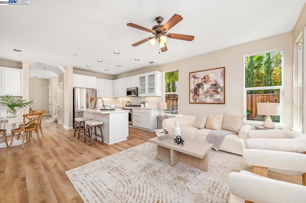 SPRINGTOWN - Residential