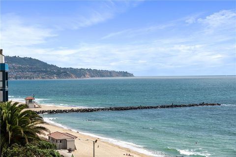 Tiny photo for 555 Esplanade #320, Redondo Beach, CA 90277 (MLS # SB25250424)