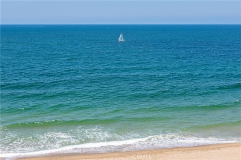 Tiny photo for 555 Esplanade #320, Redondo Beach, CA 90277 (MLS # SB25250424)