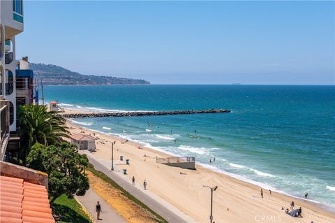 Tiny photo for 555 Esplanade #320, Redondo Beach, CA 90277 (MLS # SB25250424)