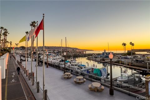 Tiny photo for 555 Esplanade #320, Redondo Beach, CA 90277 (MLS # SB25250424)