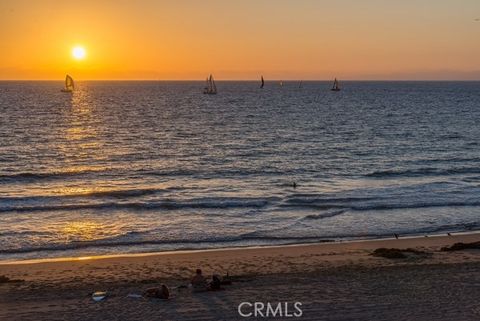 Tiny photo for 555 Esplanade #320, Redondo Beach, CA 90277 (MLS # SB25250424)