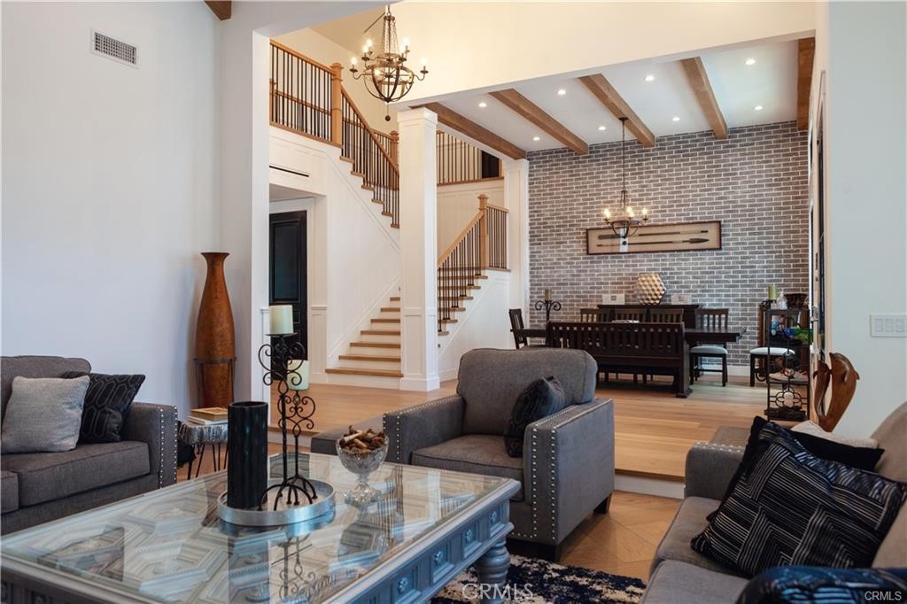 5225 Topeka Drive