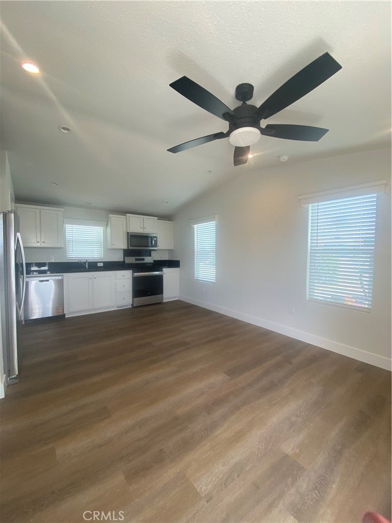 187 Ballard Street 62