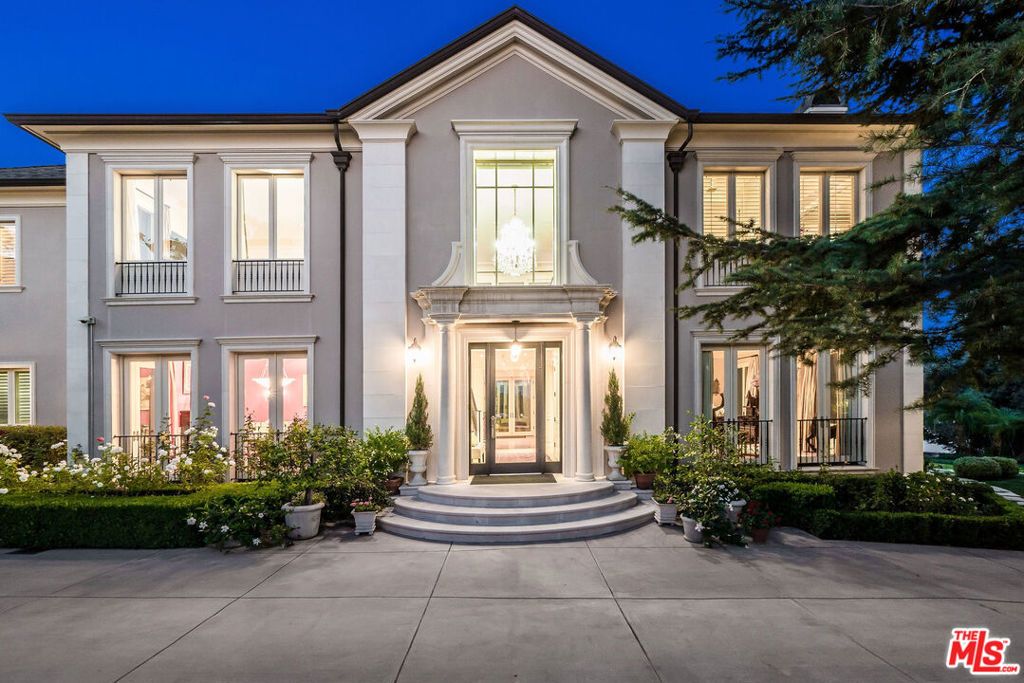 Photo of 1000 Bel Air Road, Los Angeles, CA 90077 (MLS # 25585191)