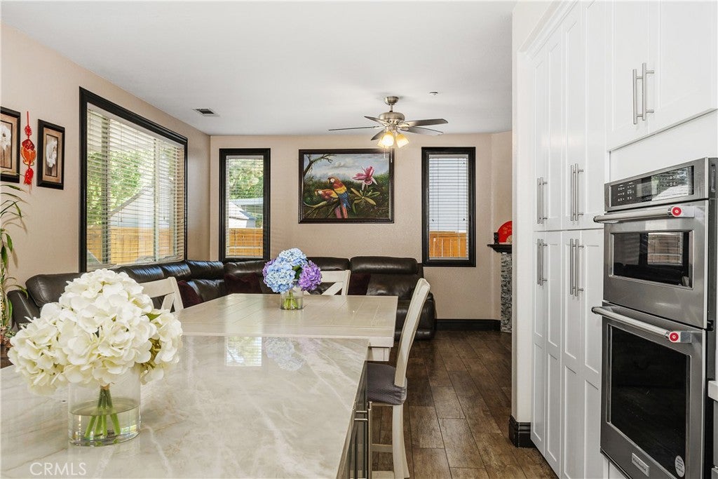 11349 Parkfield