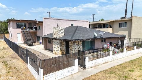 Photo of 264 W Jackson Street, Rialto, CA 92376 (MLS # CV25227714)