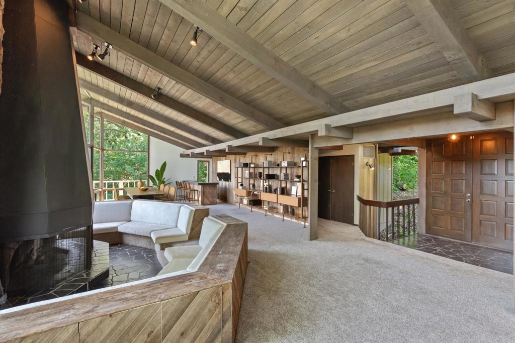 40 Deer Path Drive