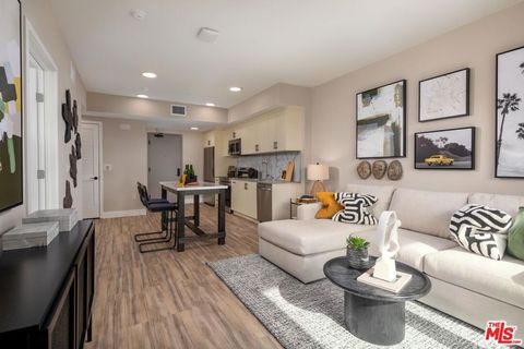 Photo of 201 N La Brea Avenue #604, Inglewood, CA 90301 (MLS # 25628755)