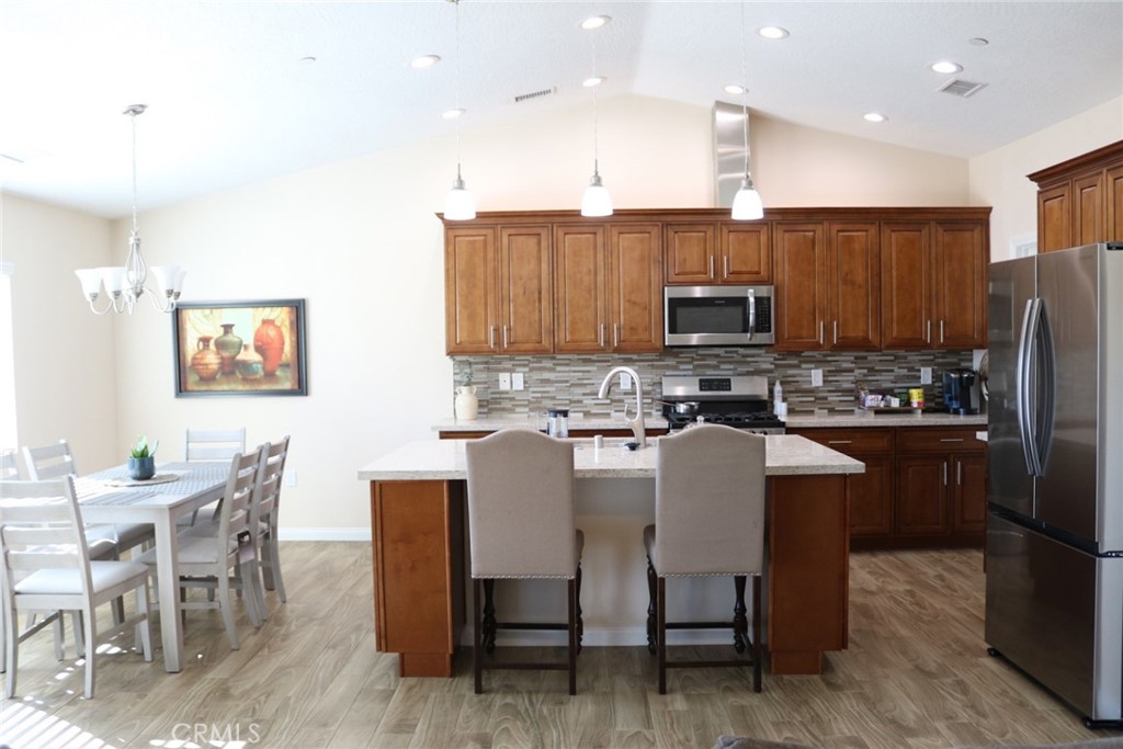 17375 Redding Street