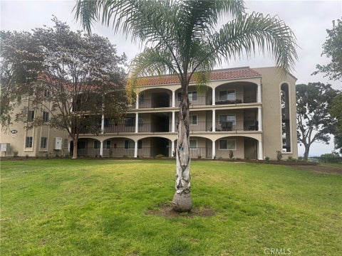 Photo of 4013 Calle Sonora Oeste #2F, Laguna Woods, CA 92637 (MLS # PW26133059)