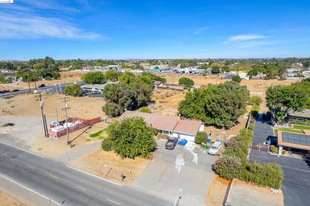 BRENTWOOD - Residential