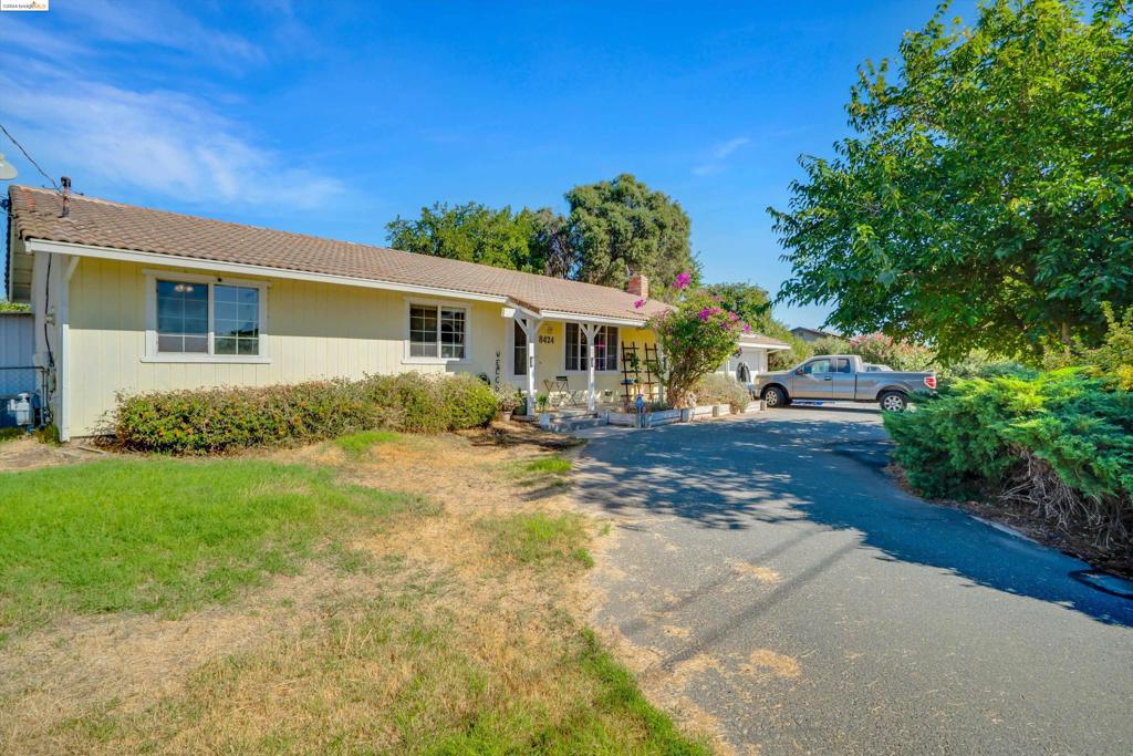 BRENTWOOD - Residential