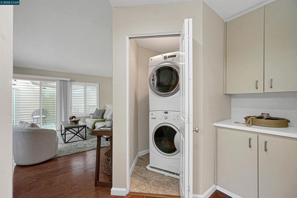 BAY POINTE - Residential