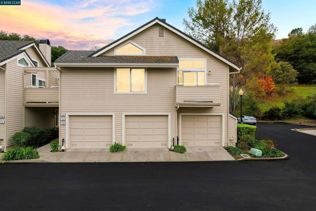 BAY POINTE - Residential