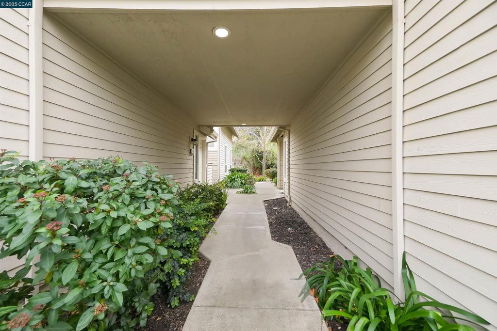 BAY POINTE - Residential