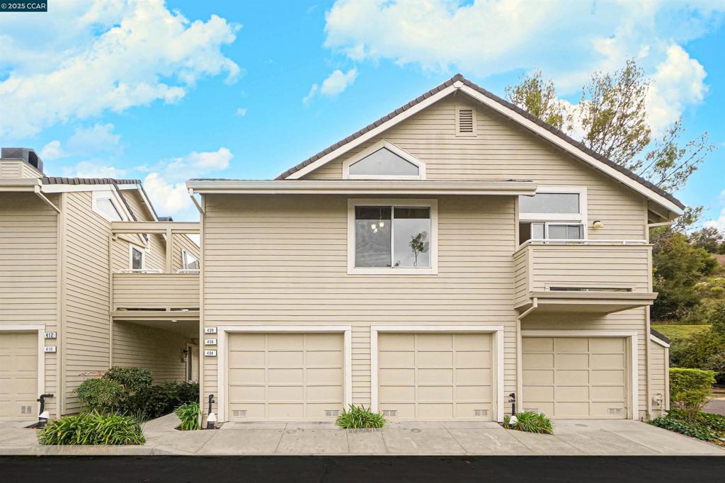 BAY POINTE - Residential