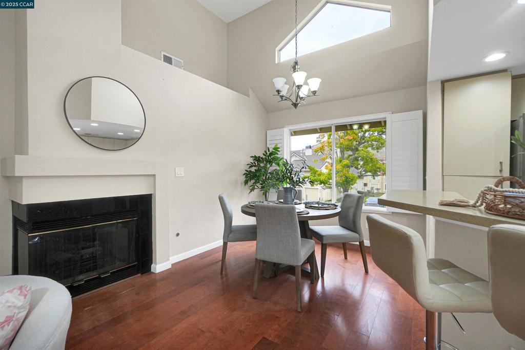 BAY POINTE - Residential