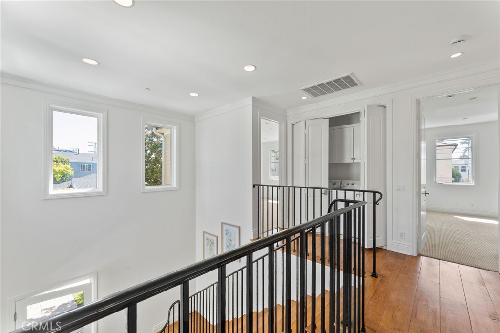 Corona del Mar North of PCH (CNHW) - Residential Lease