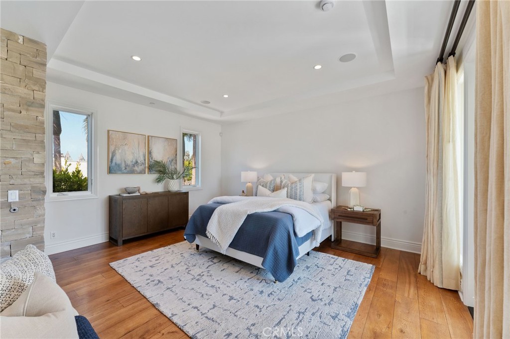 Corona del Mar North of PCH (CNHW) - Residential Lease