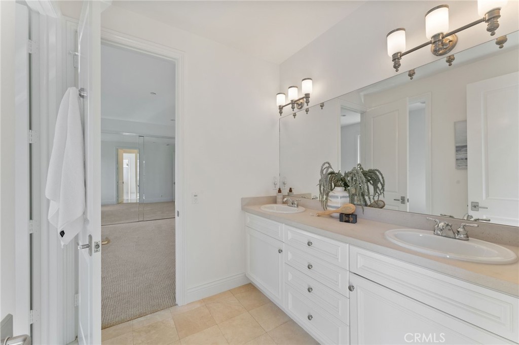 Corona del Mar North of PCH (CNHW) - Residential Lease