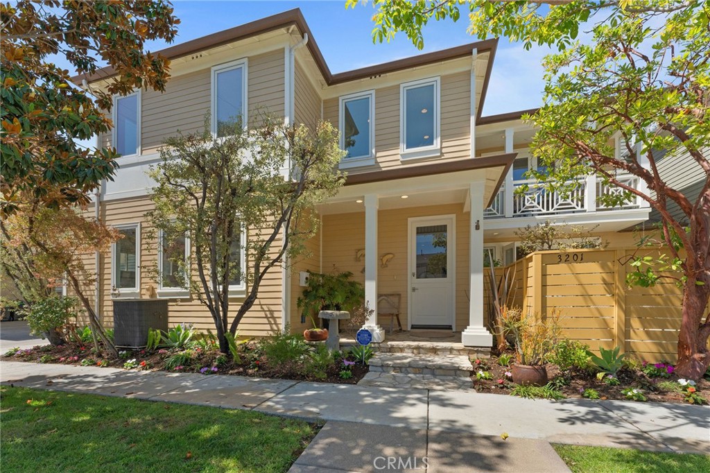 Corona del Mar North of PCH (CNHW) - Residential Lease