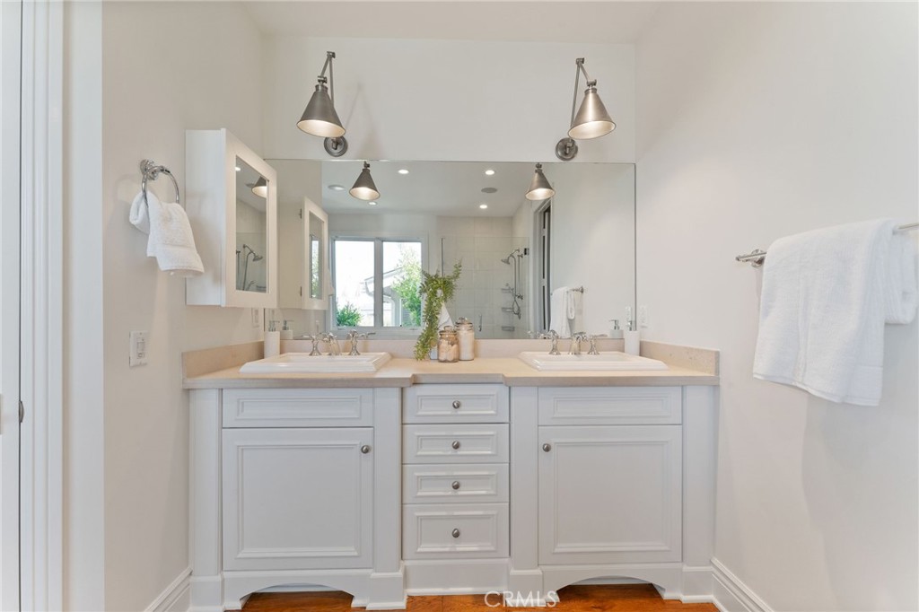 Corona del Mar North of PCH (CNHW) - Residential Lease