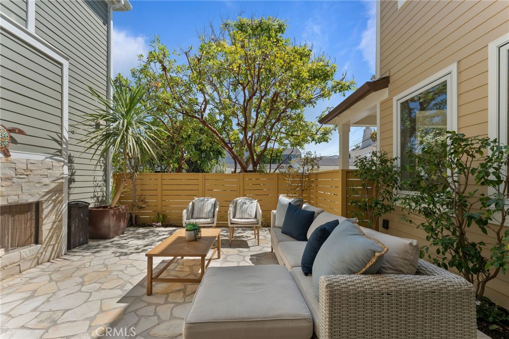 Corona del Mar North of PCH (CNHW) - Residential Lease