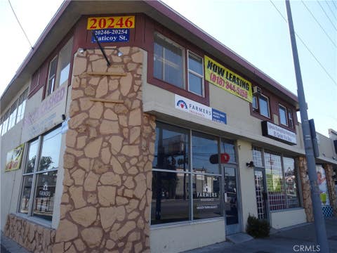 Photo of 20246 Saticoy ST, Reseda, CA 91306 (MLS # SR26177917)