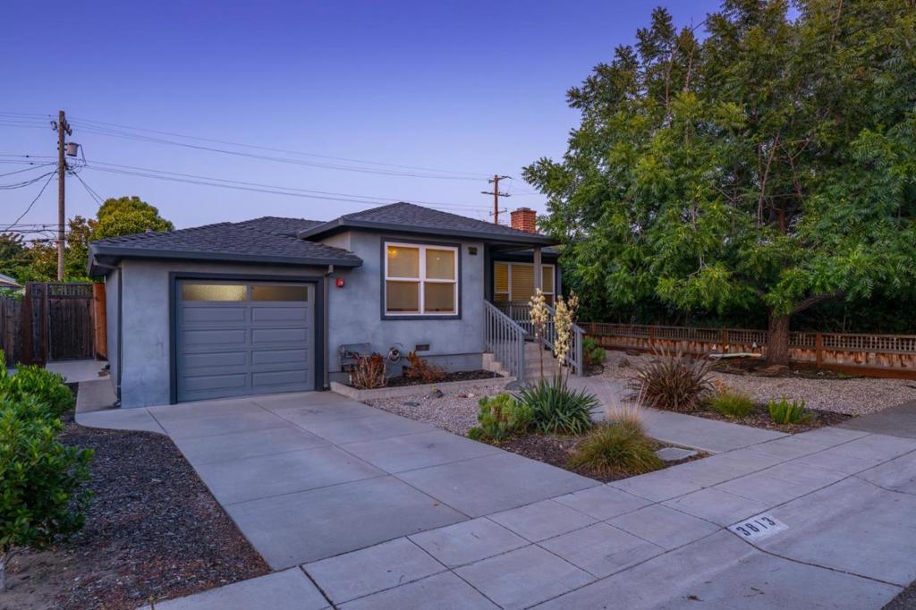 3813 Pasadena Drive