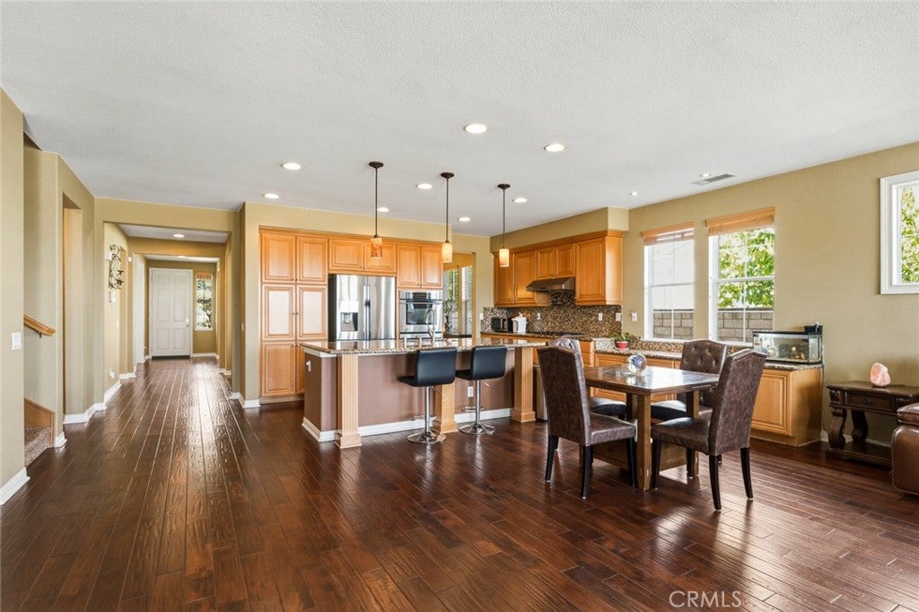 3165 Forest View