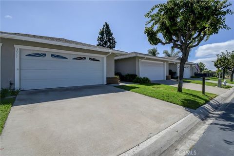 Photo of 3517 Paseo Flamenco, San Clemente, CA 92672 (MLS # OC25247853) Photo of 3517 Paseo Flamenco, San Clemente, CA 92672 (MLS # OC25247853)