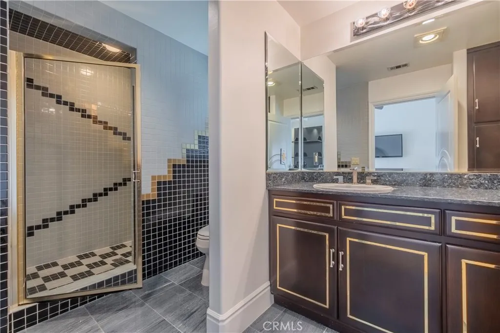 Whittier, California 90605, United States, 5 Bedrooms Bedrooms, ,5 BathroomsBathrooms,Residential,Active,117846