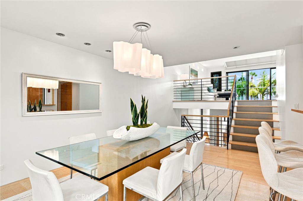 28 Sea Colony Drive