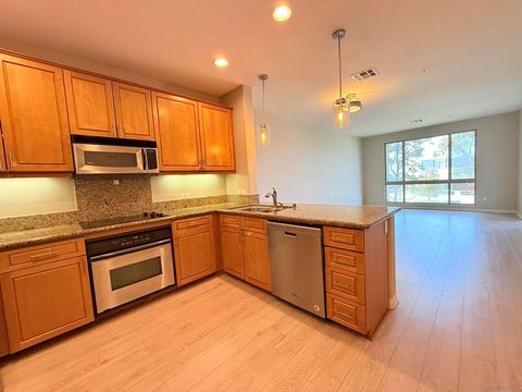 3857 Pell Pl 117 San Diego CA 92130