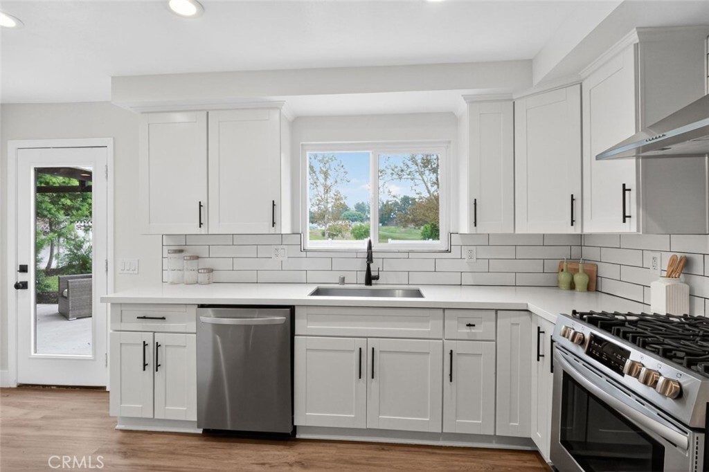 Lake Forest Keys (LK) - Residential