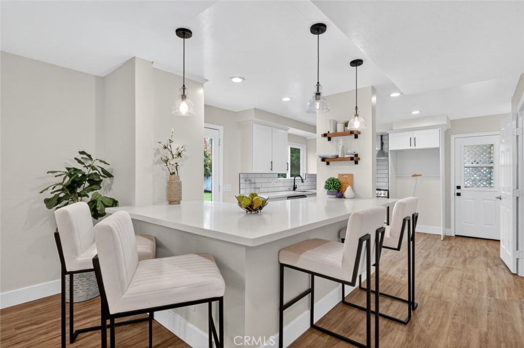 Lake Forest Keys (LK) - Residential