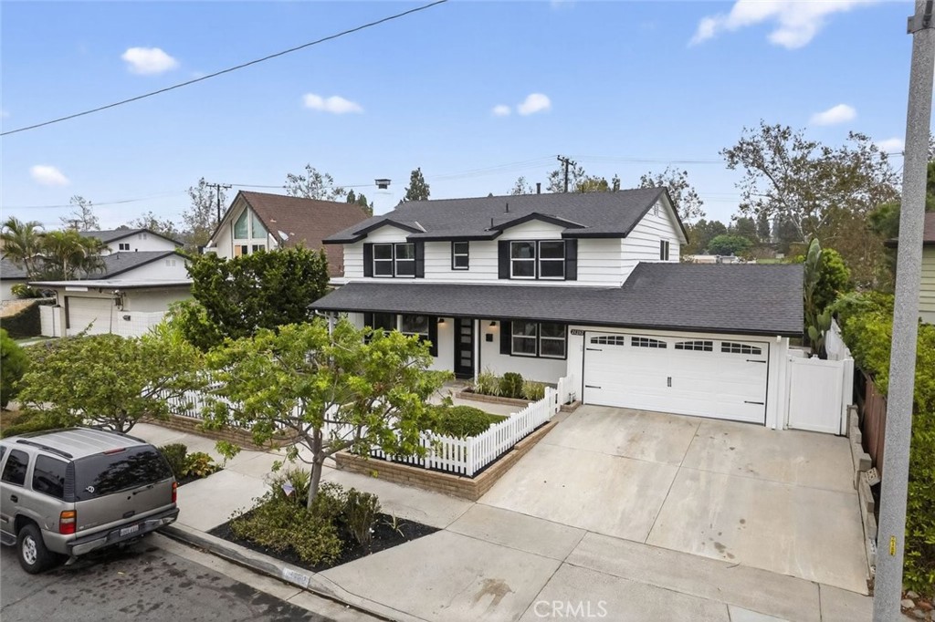 Lake Forest Keys (LK) - Residential