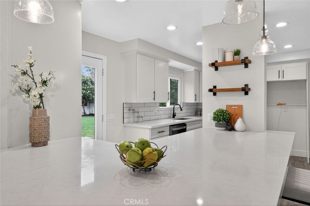 Lake Forest Keys (LK) - Residential