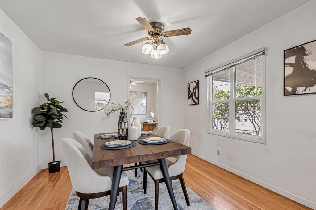 listing image 130728002611014857383